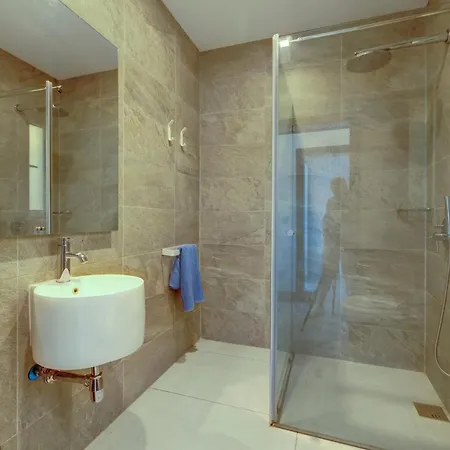 Seaview Location In * Sliema